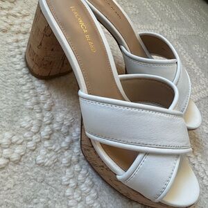*NEVER WORN* Veronica Beard White Cork Heel Women's Sandals
